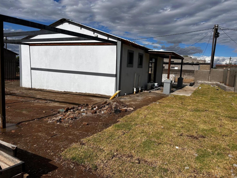 2 Bedroom Property for Sale in Bloemside 5 Free State